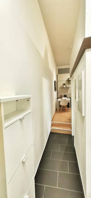 Schoenes Apt In Zentraler Lage 弗赖堡 外观 照片